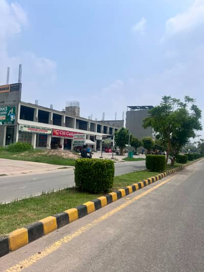 Ready For Construction 10 Marla hot Location Plot For Sale in New Lahore City 3