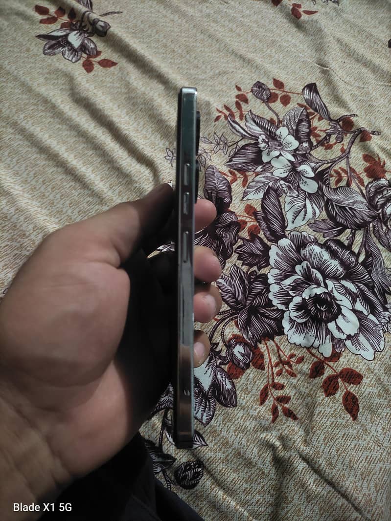 Tecno CAMON 20 3