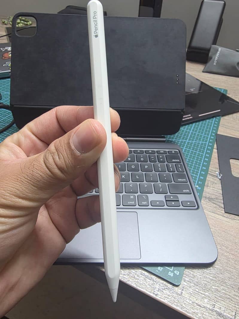 Apple ipad pro M4 complete box 2
