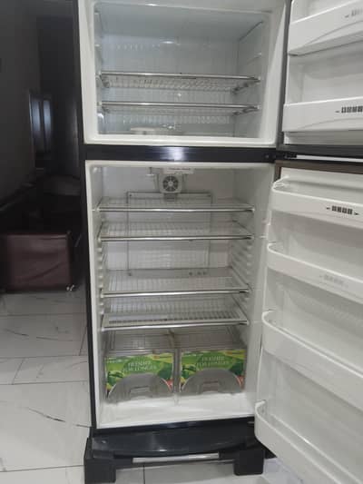 Dawlance refrigerator