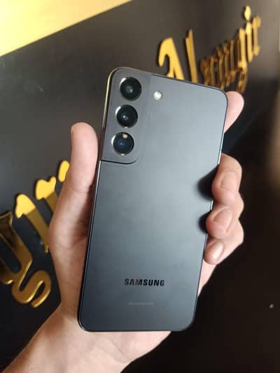 Samsung Mobile S22