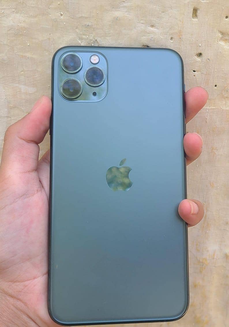 Apple iPhone 11 Pro Max 1