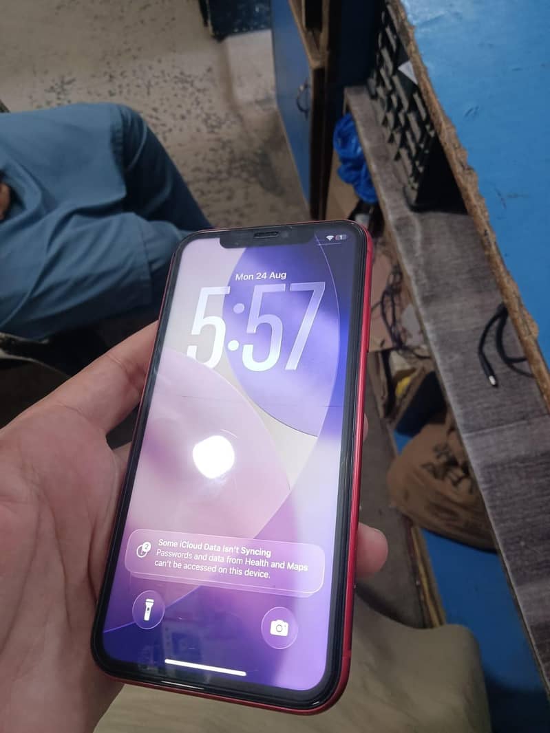 Apple iPhone 11 5