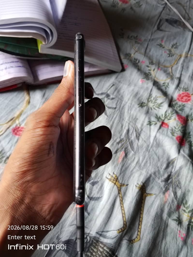 Apple iPhone 7 2