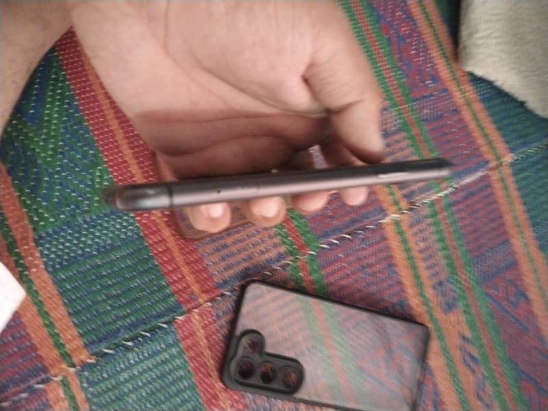 Apple iPhone 11 2