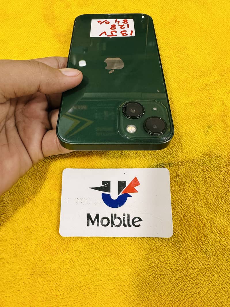 Apple iPhone 13 5
