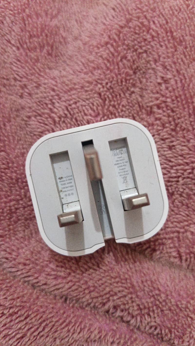 charger + cable 1