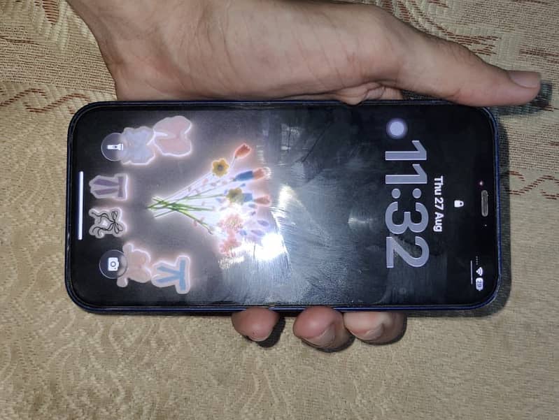 Apple iPhone 12 3