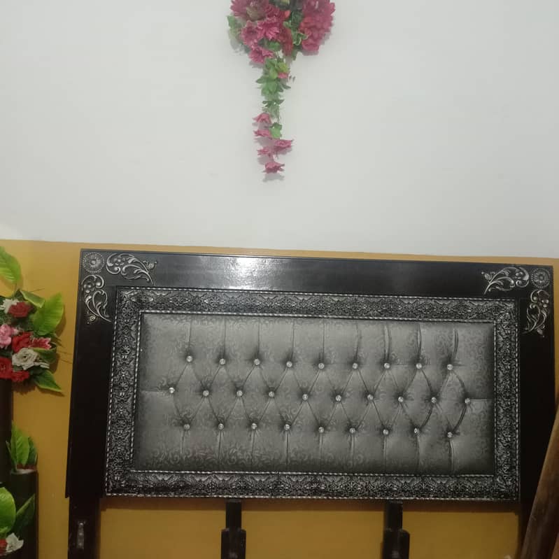 double bed with dressing table 3
