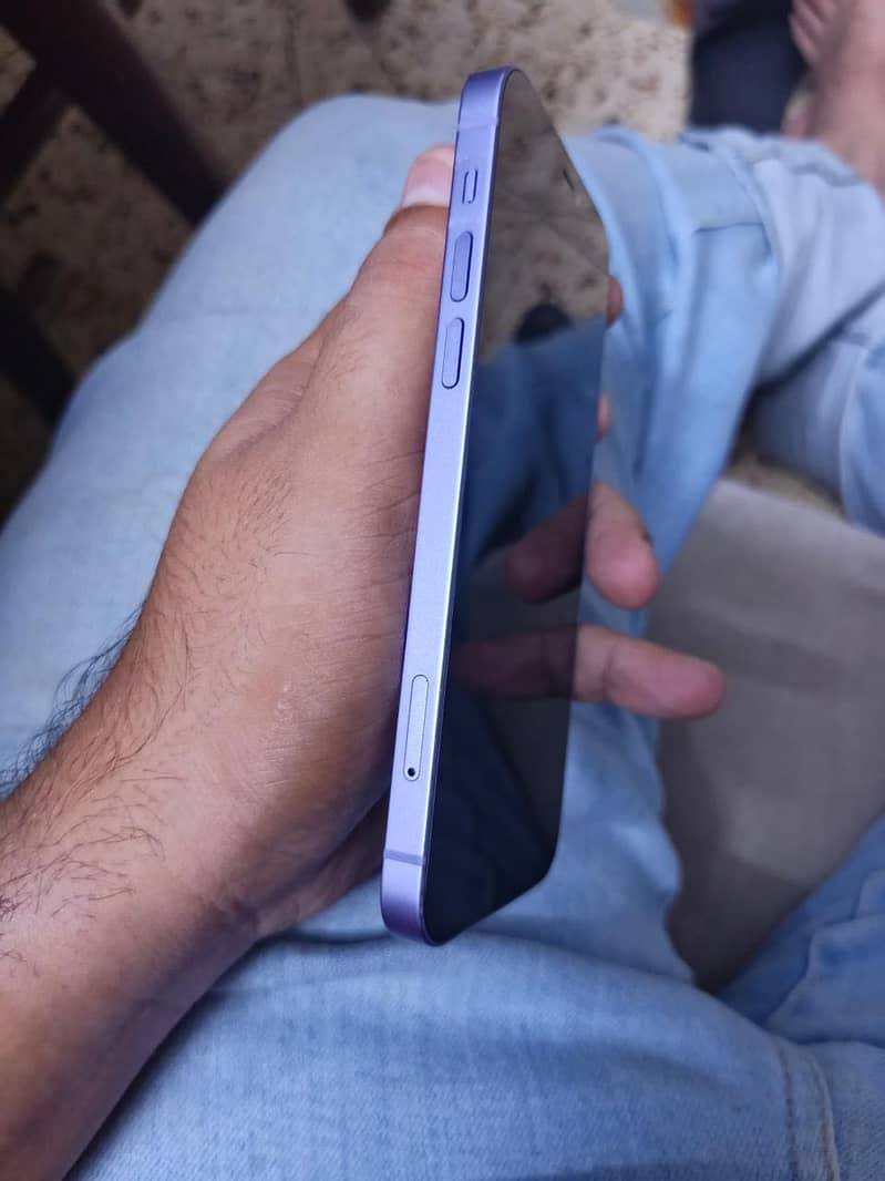Apple iPhone 12 5