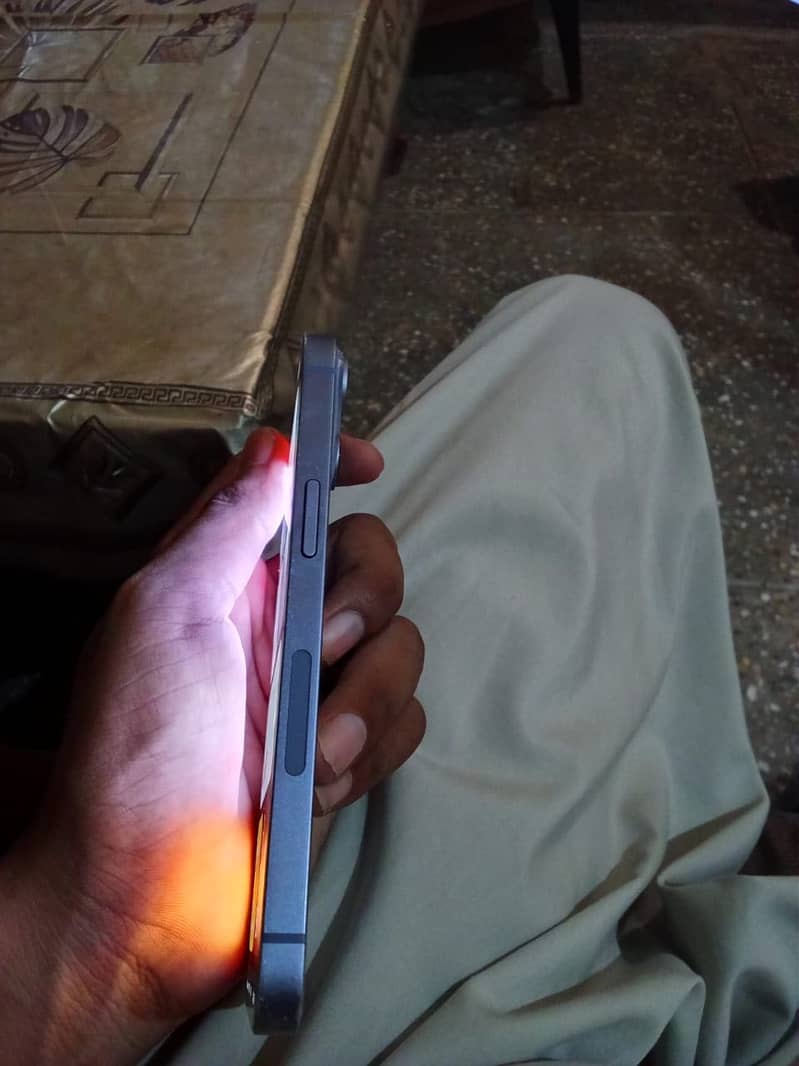 Apple iPhone 14 0