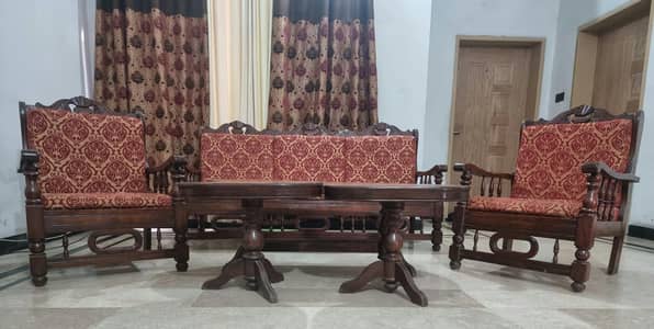 5 Seater Sofa set + front table and 2 side table