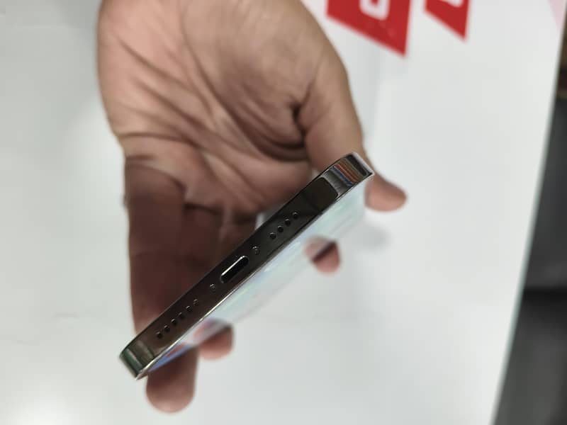 Apple iPhone 12 Pro Max 3