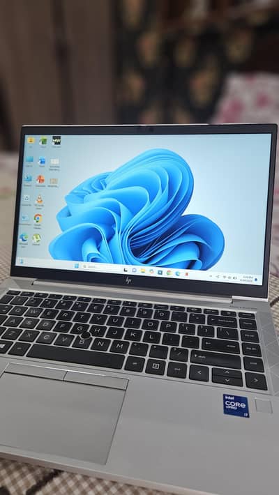 HP Elitebook 840 G8 Core i7 11th Gen 256 SSD 16 RAM