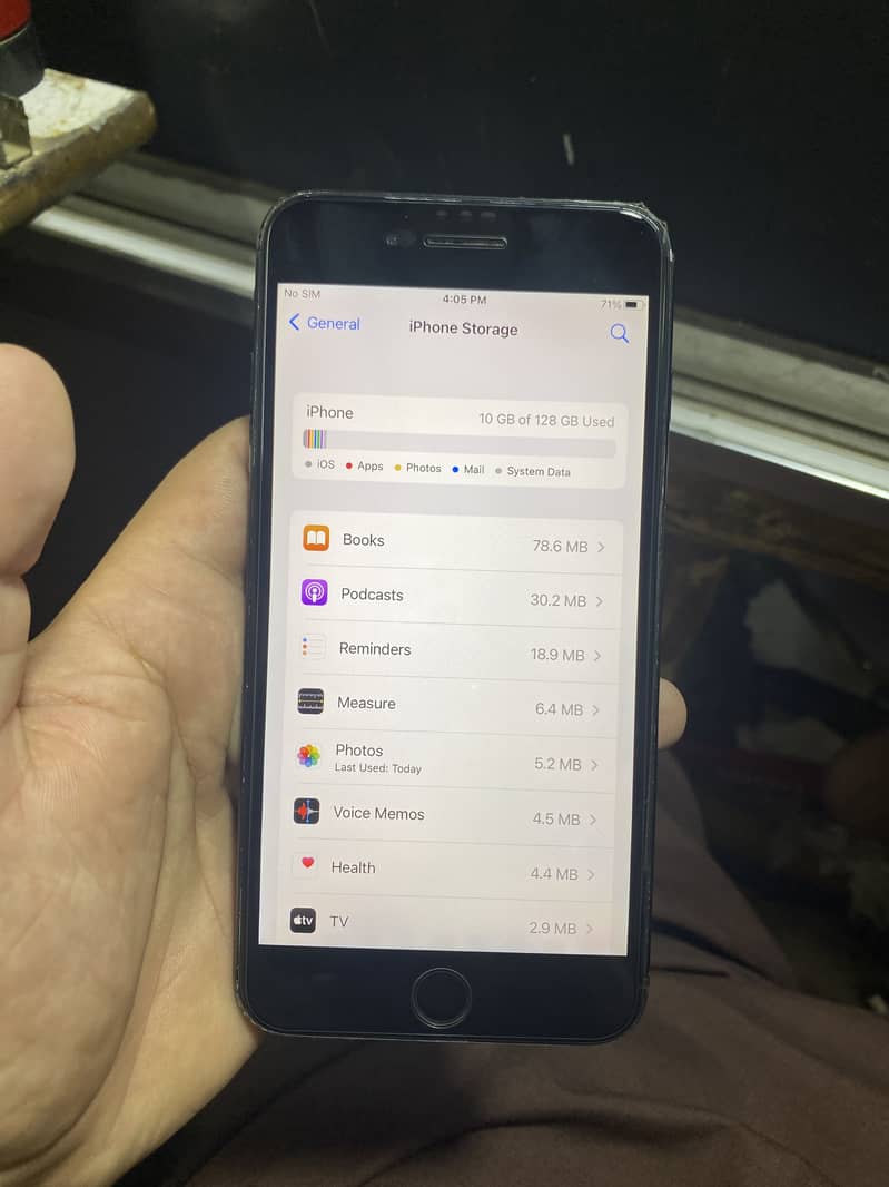 Apple iPhone 7 Plus 4