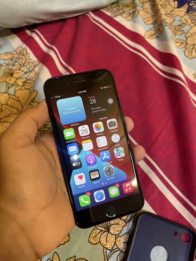 Iphone 7 with box