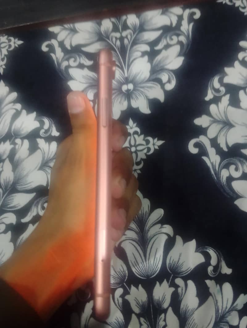 iPhone XR 2