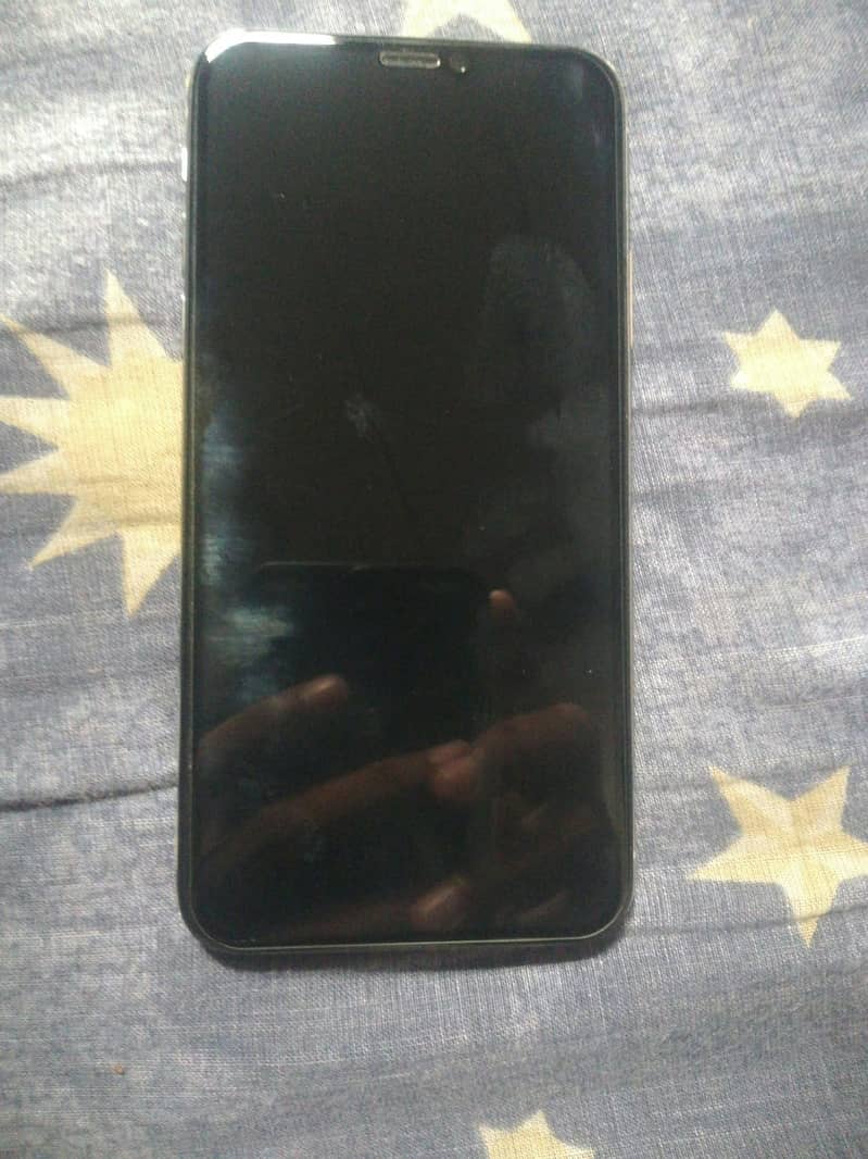 Apple iPhone X 4
