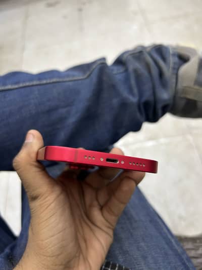 Apple iPhone 14