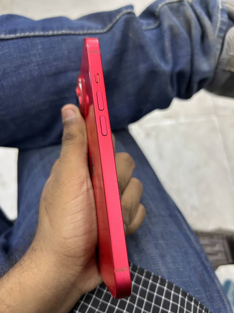 Apple iPhone 14 2