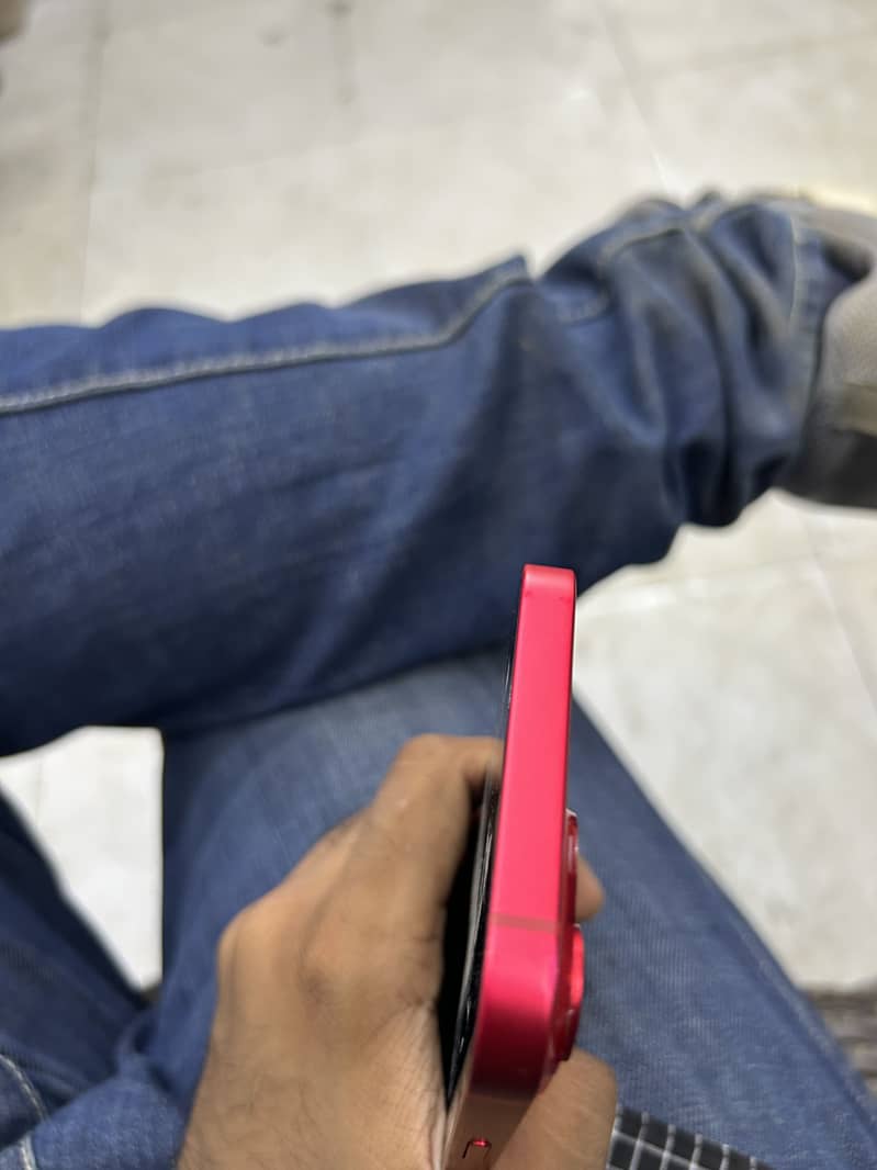 Apple iPhone 14 5