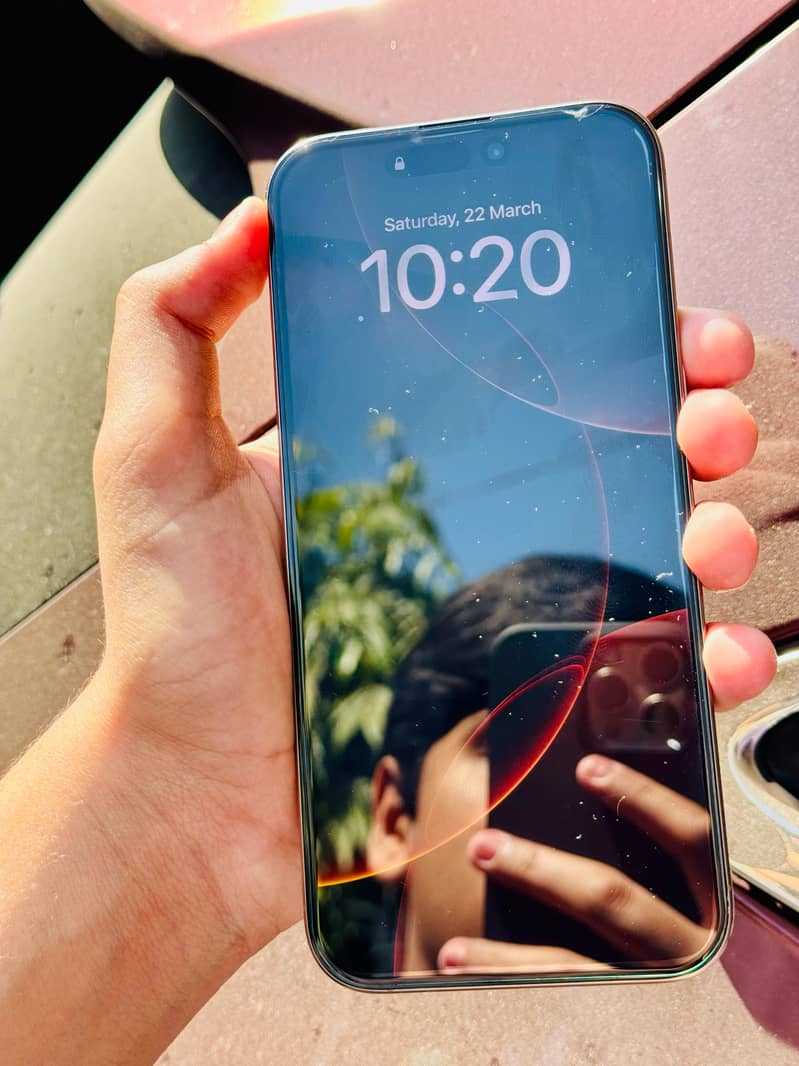 Apple iPhone 16 Pro Max 4