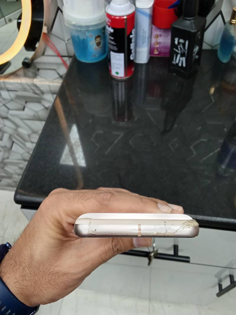 Google Pixel 8 2