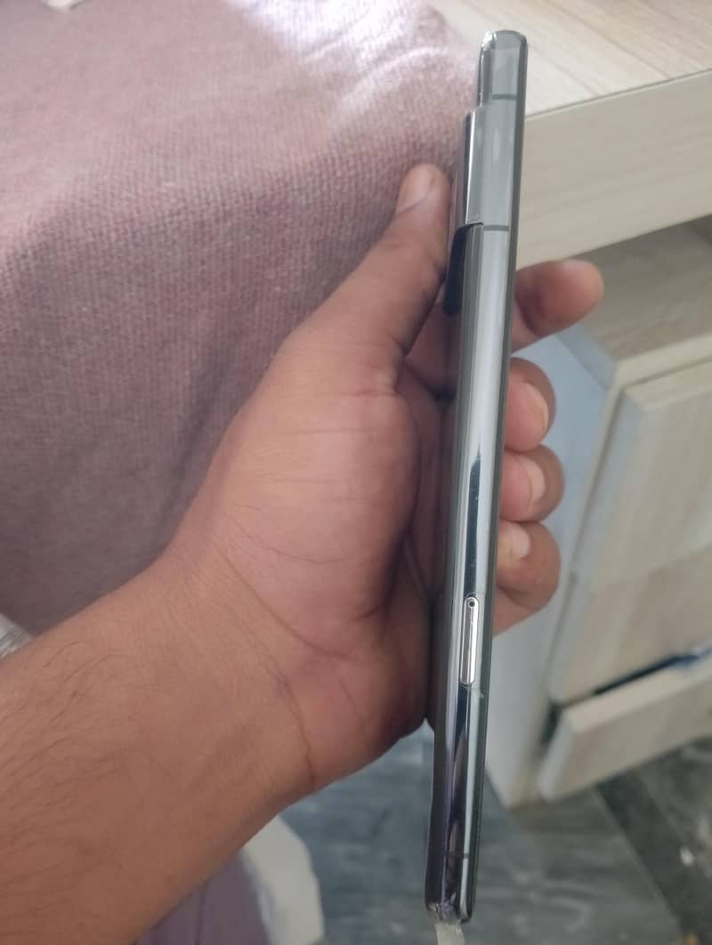 Google Pixel 7 Pro. . . 0302 7331088 5