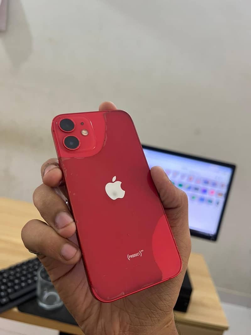 Apple iPhone 12 mini 4