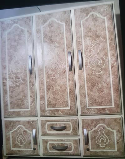 wooden door wardorbe