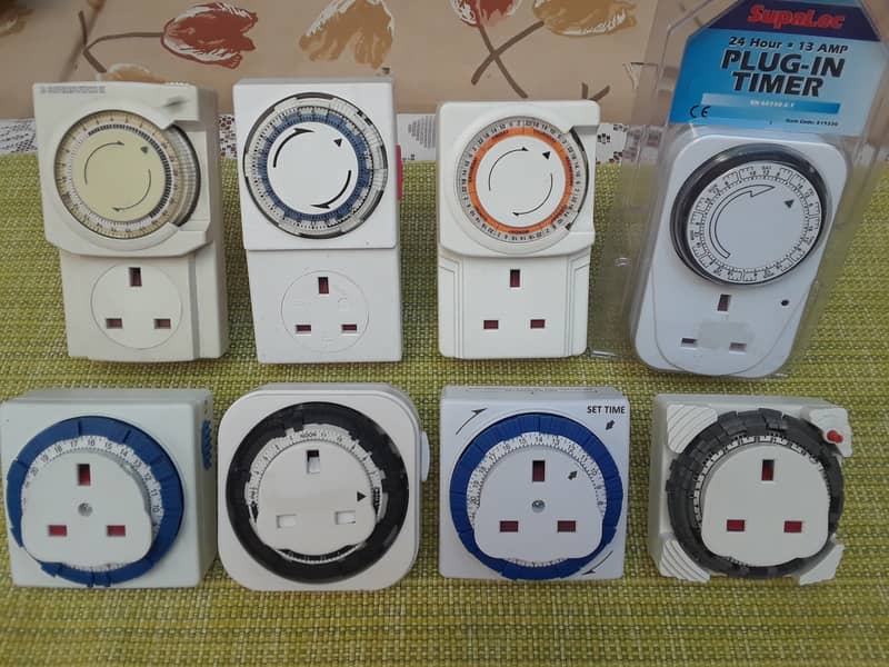 Automatic ON and OFF Programmable Timer Smart plugs 18