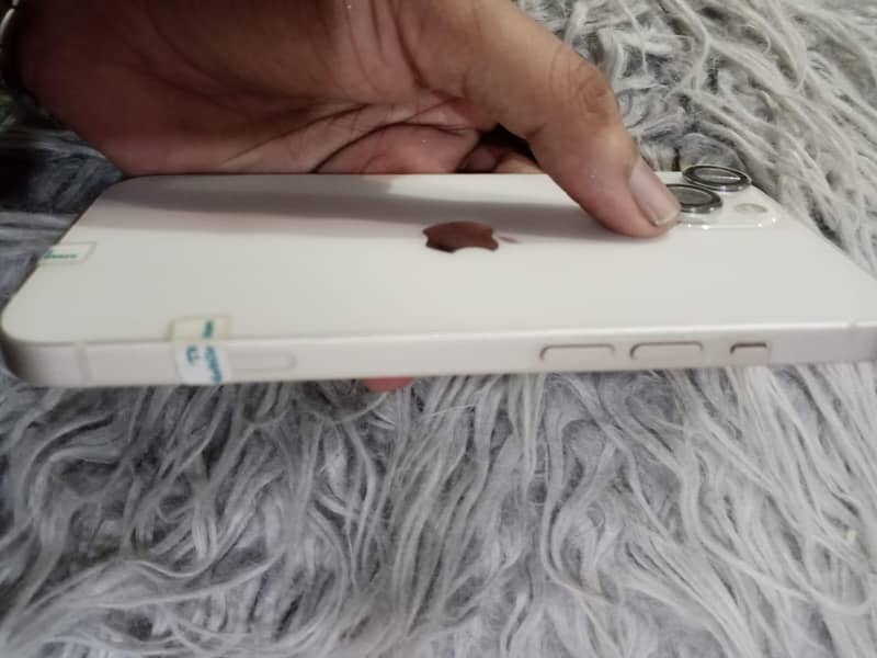 iphone 13 4