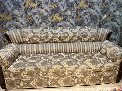 Excellent 7 seater sofa set