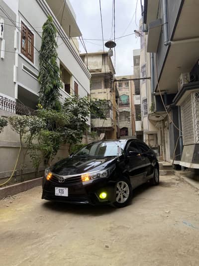 Toyota Corolla Altis 2015 fully original