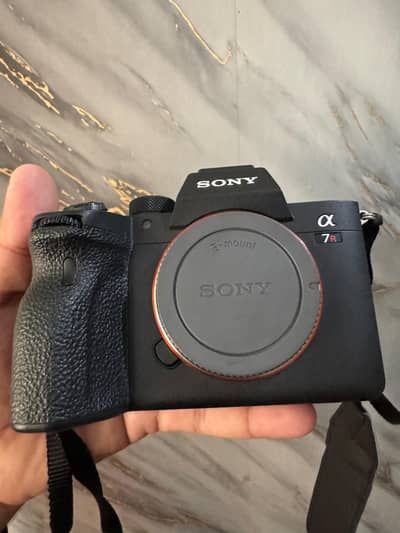 Sony A7Riv