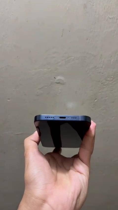 Apple iPhone 13 1
