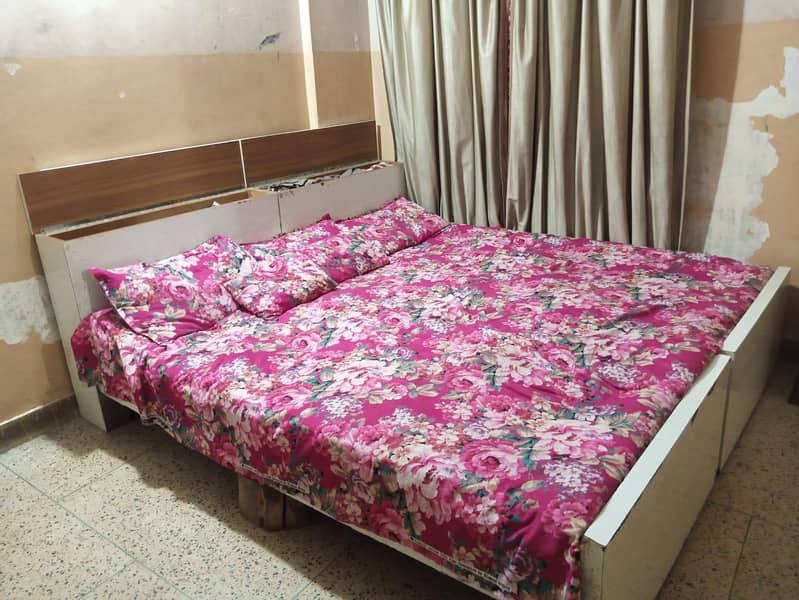 king bed 1