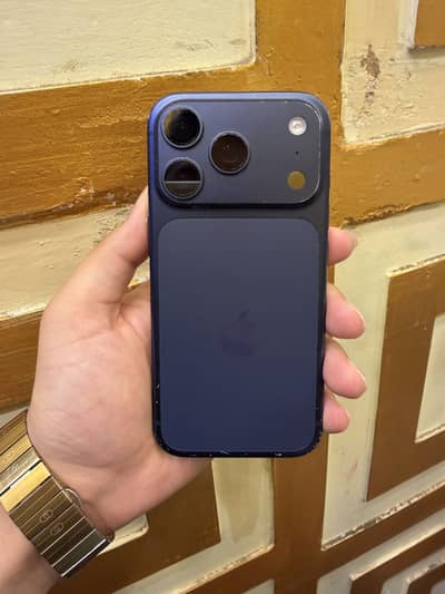 iPhone 17 Pro 4 Months Sim Time 10/8 Condition Factory Unlock 91%