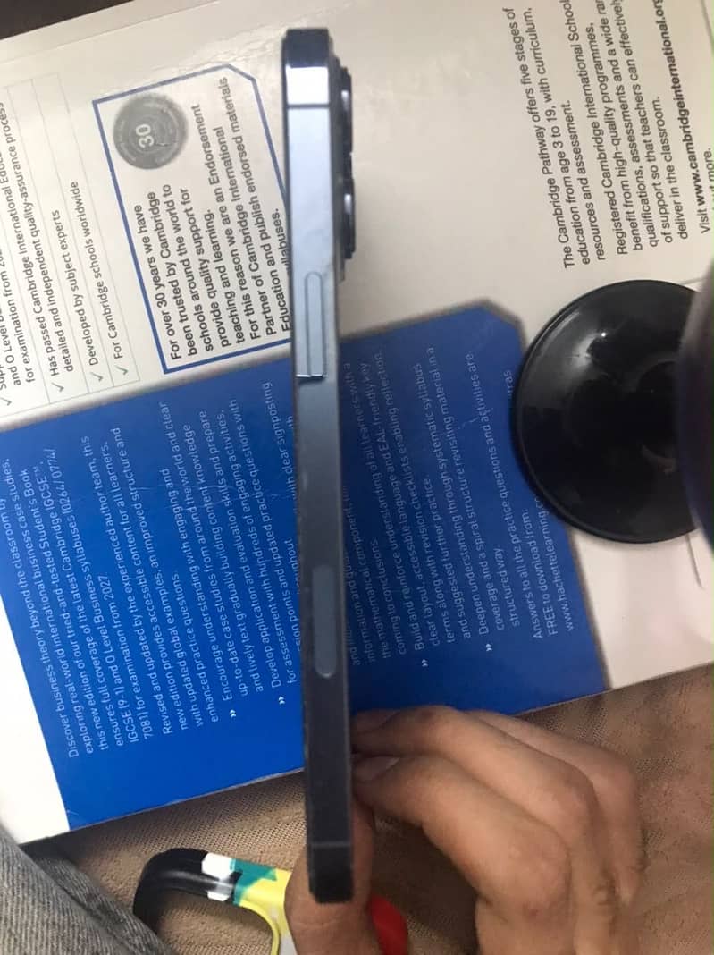 Apple iPhone 13 Pro Max 3