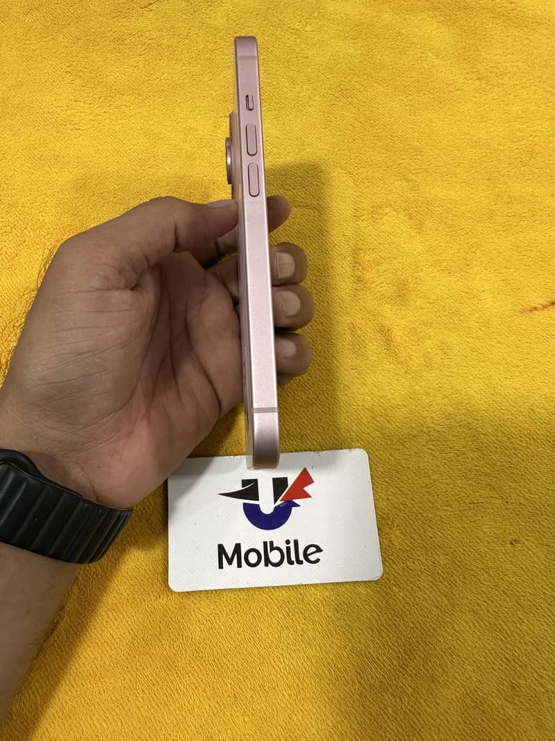 Apple iPhone 15 3