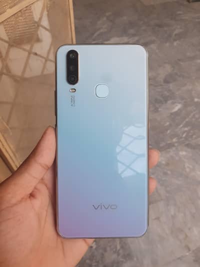 Vivo Y17