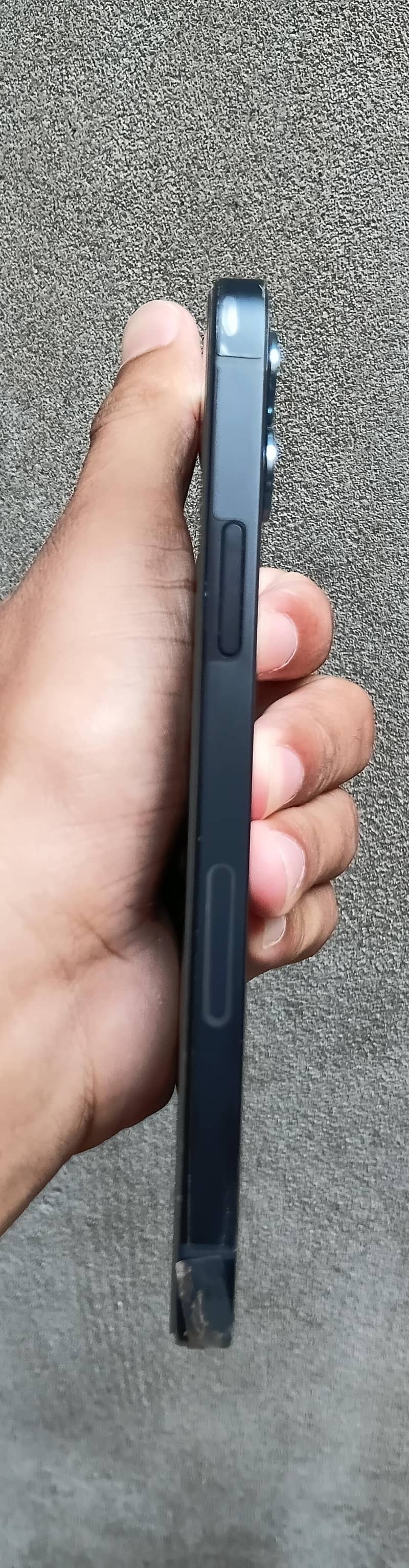 Apple iPhone 12 1