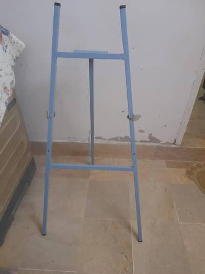 Tripod iron stand for painting and white board
