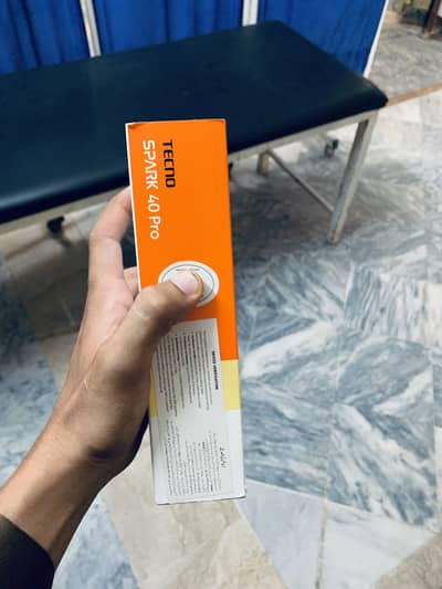 Tecno spark 40pro 16 256 full box official pta