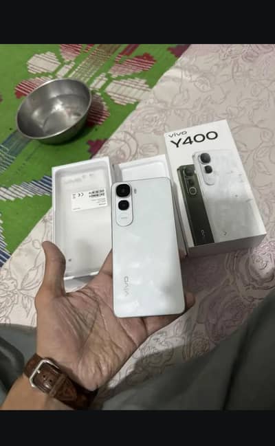Vivo Y400