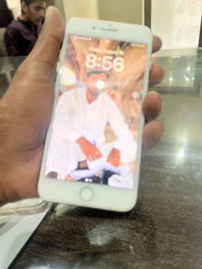 Apple iPhone 8 Plus