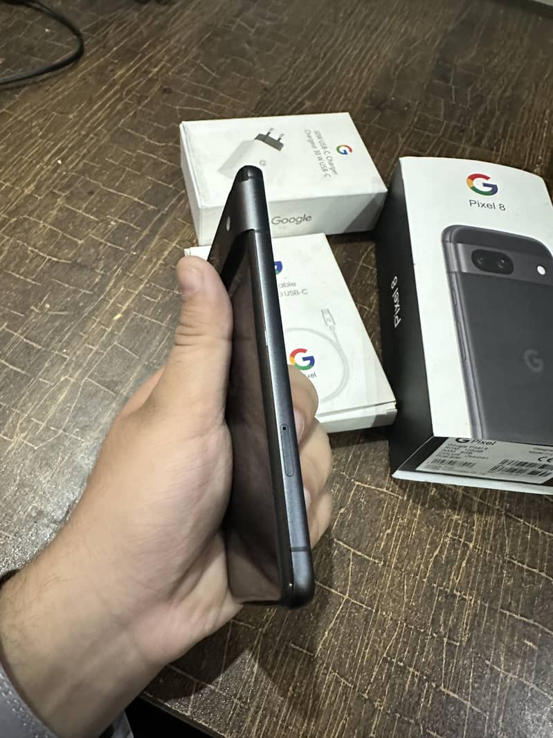 Google Pixel 8 8/128 official pta 3