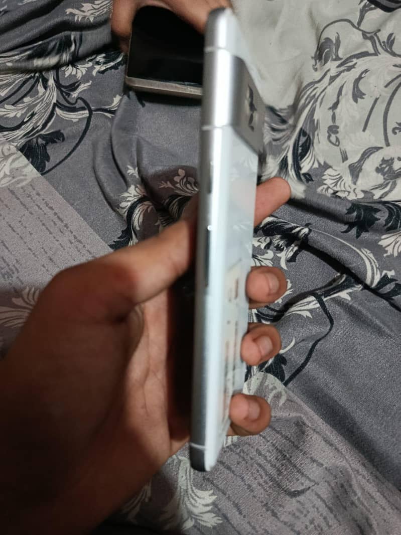 Google Pixel 7 3