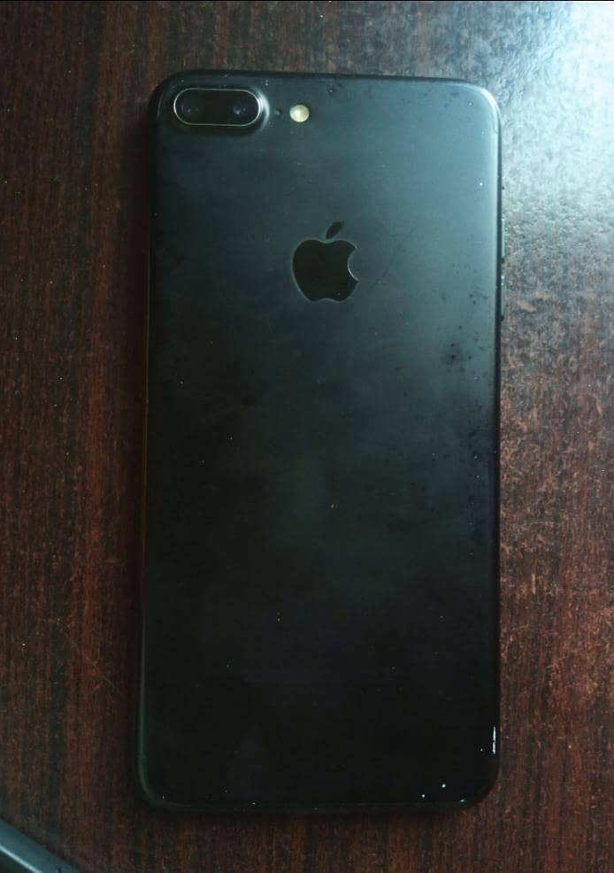 Apple iPhone 7 Plus 1