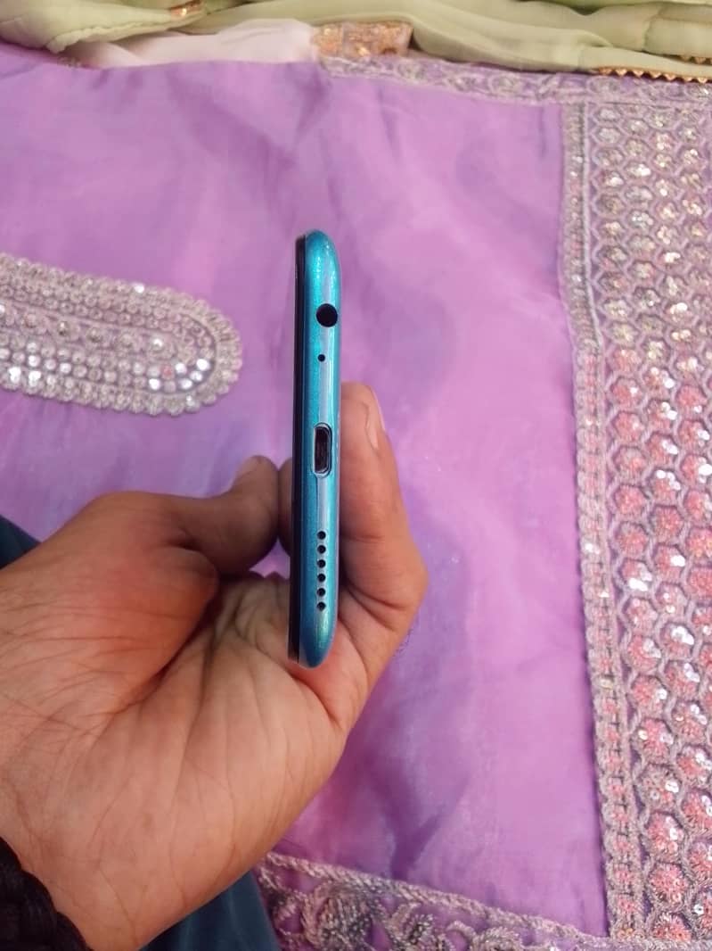 Tecno Spark 4 5